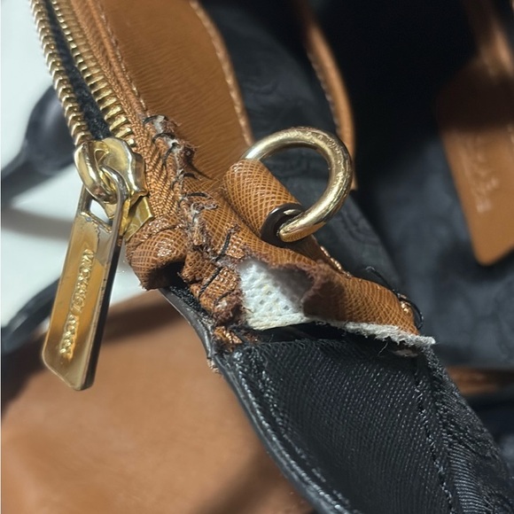 Michael Kors large size purse like new - Picture 8 of 8